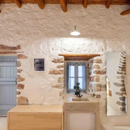 Marianta House